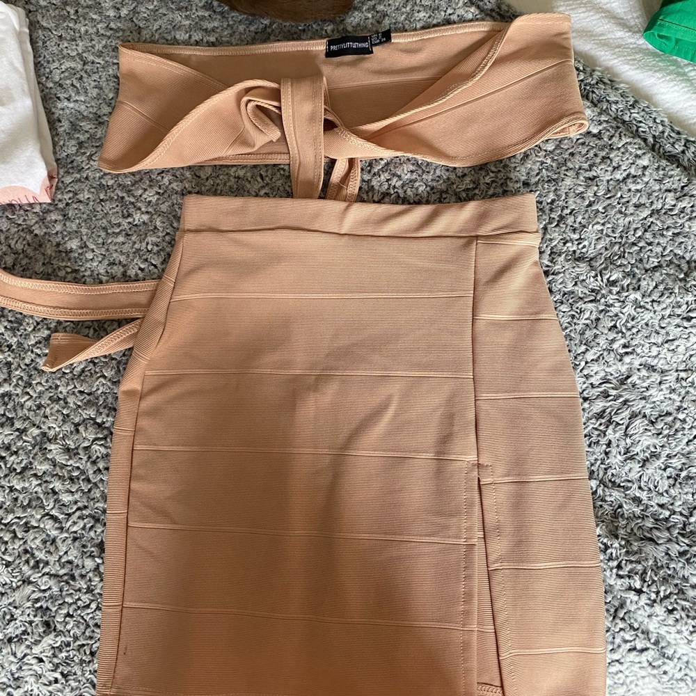 2 piece set